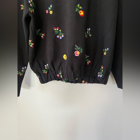 URLAZH Black Floral Embroidered Two Piece Loungewear Sweatsuit Women’s Size S - Picture 5 of 16